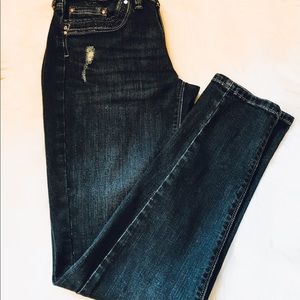 DISCOUNT SHIPPING  White House Black Market jeans